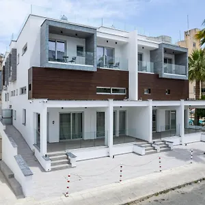 https://georgiana-suites.protaras-cy-hotels.com